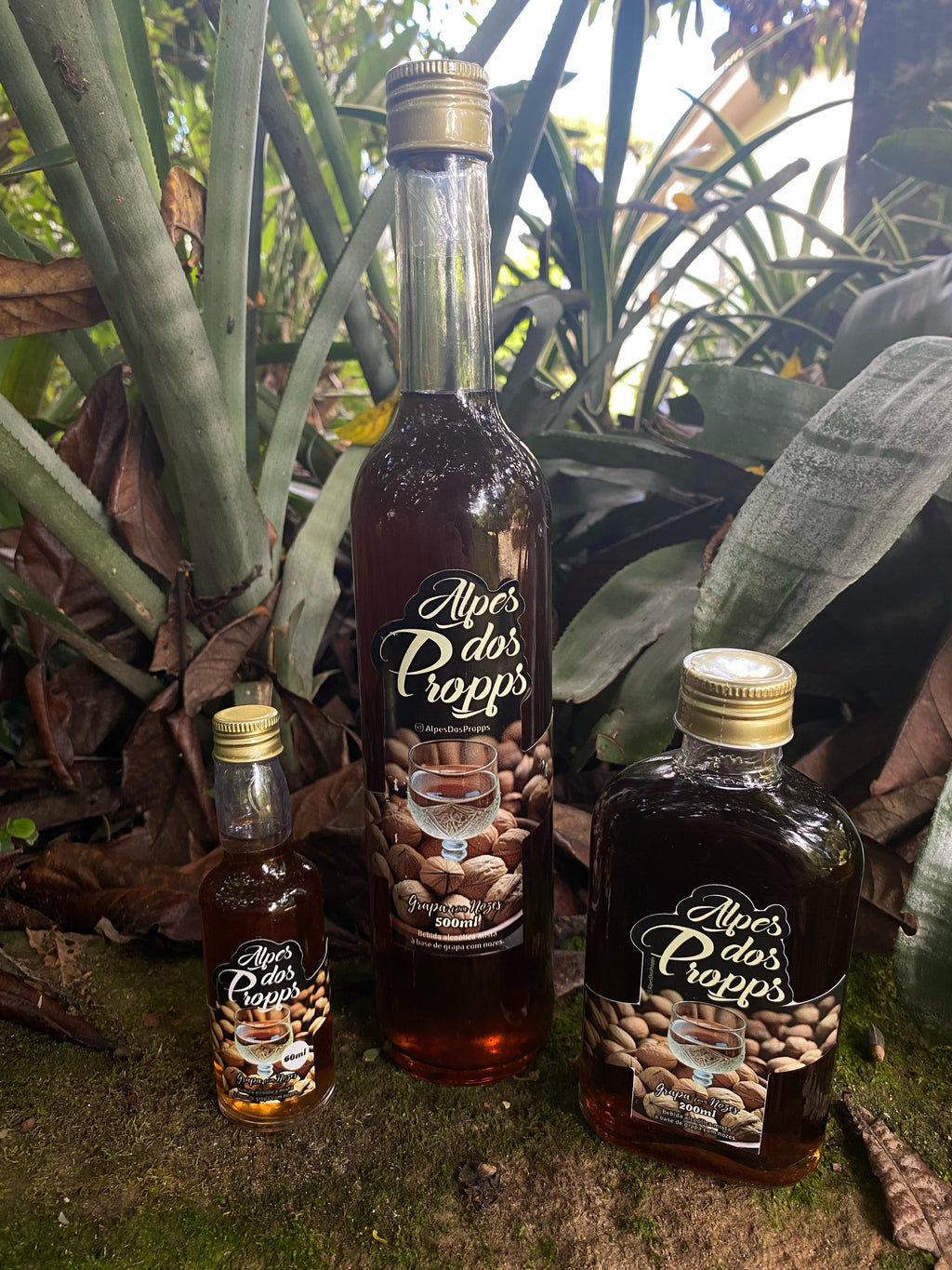 Licor Artesanal de Graspa com Nozes